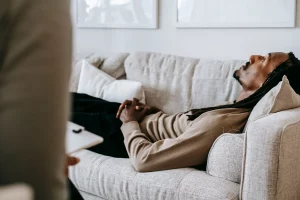 Hypnotherapie zur Bearbeitung unbewusster Ursachen beruflicher Blockaden